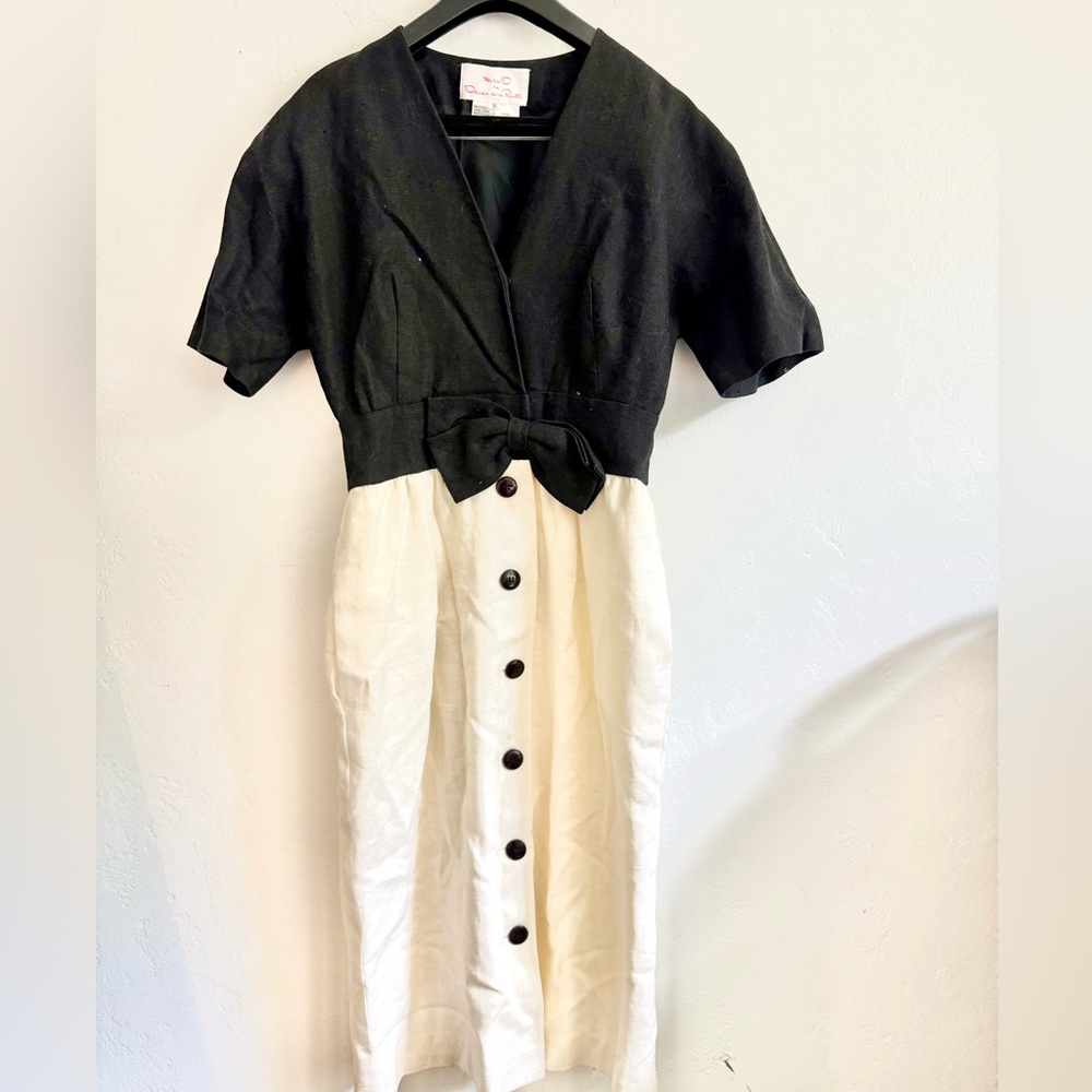 Vintage Oscar de la Renta Black Off White/Ivory Linen Business Bow Button Dress